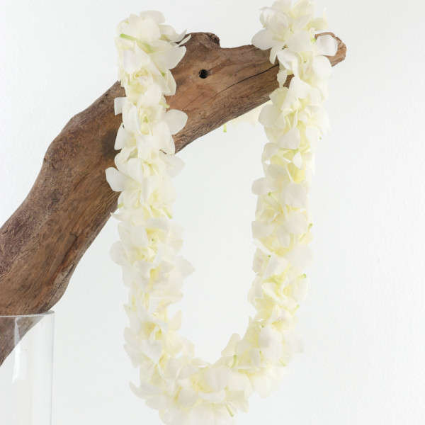 WHITE ORCHID LEI